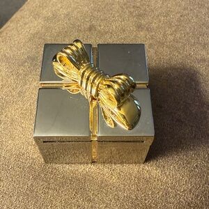 VTG 1996 CLASSE Fine Collectible Timepieces Miniature Frame and Clock.